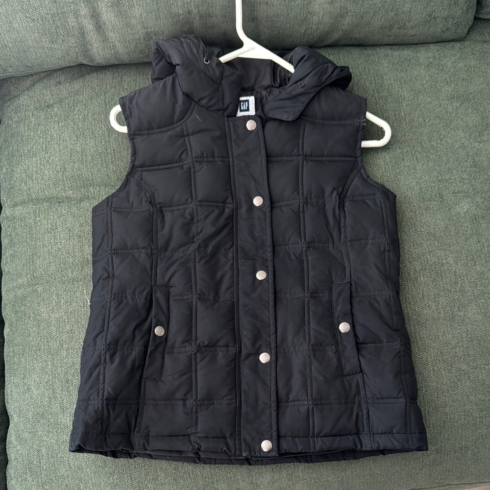 GAP Black Quilted Vest